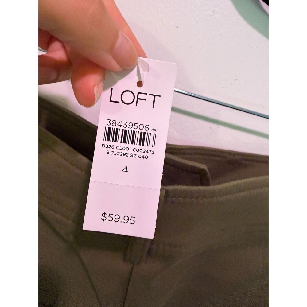 NWT LOFT High Rise Cuffed Utility Shorts in Olive Green | Size 4 ($60 MSRP)